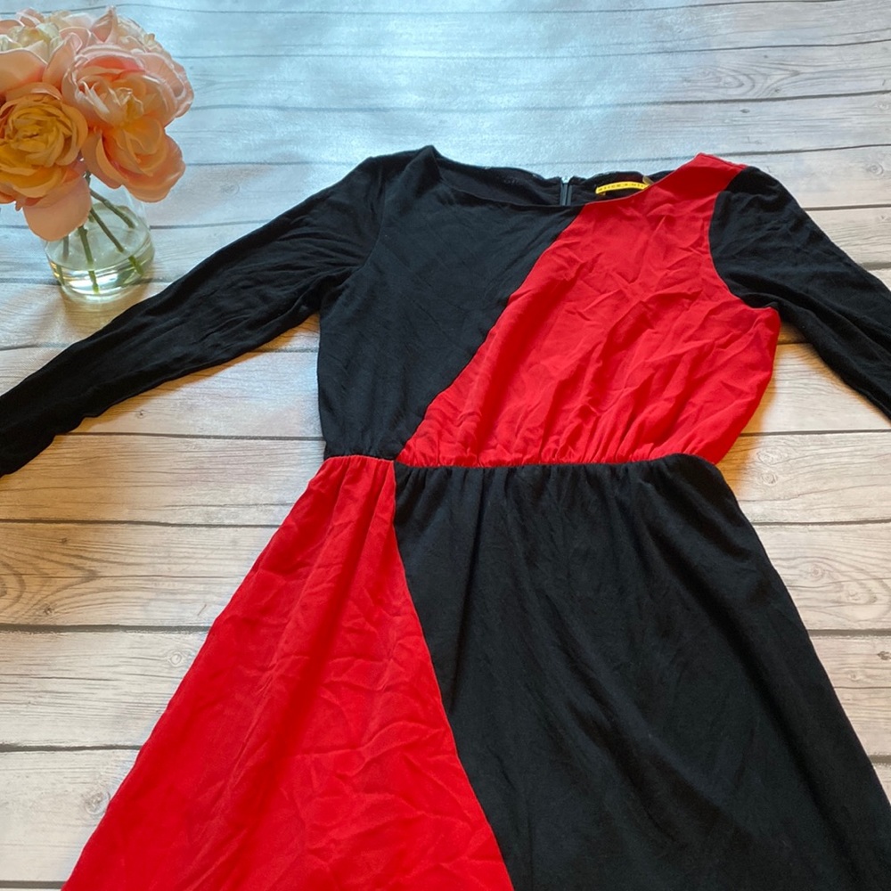 Alice + Olivia Red Black Colorblock Long Sleeve Chloe Maxi Dress Size Small
